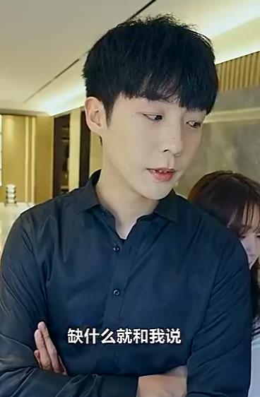 电影:回国后我与总裁纠缠不清